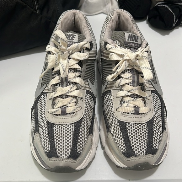 Nike Vomero - Picture 8 of 8